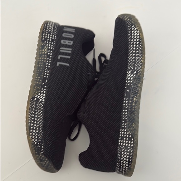 NOBULL Black and White Training Shoes Sneakers - Picture 5 of 8